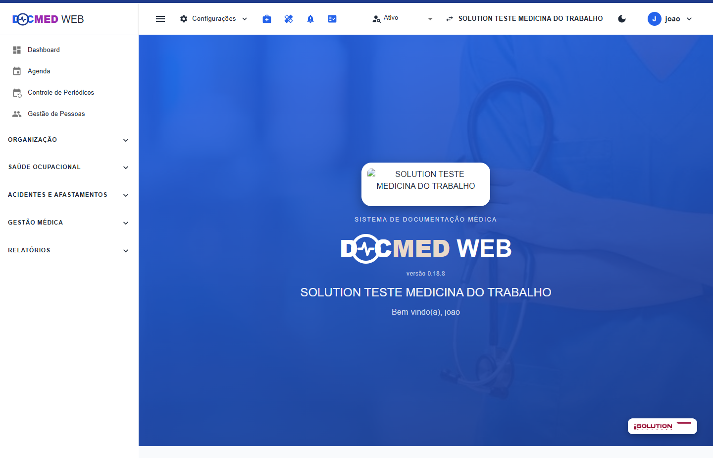 Painel principal do DocMedWeb com o menu lateral expandido