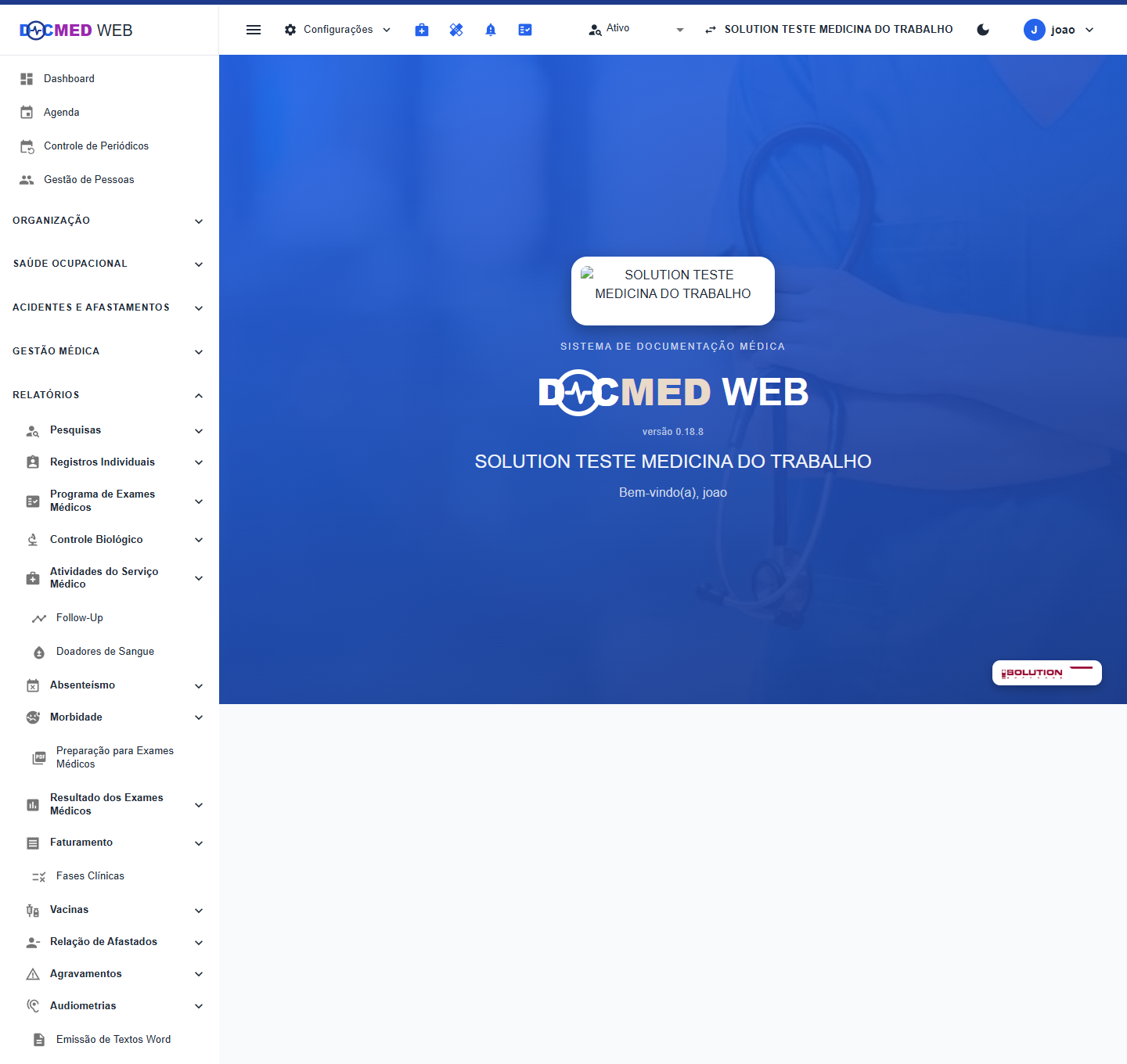 Menu Relatórios expandido no DocMedWeb, com as categorias de relatórios disponíveis